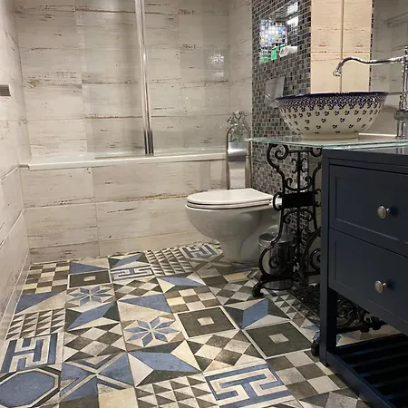 Dali Deluxe , Parking, Faktura Vat Апартаменты