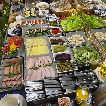 Dali Deluxe , Parking, Faktura Vat *